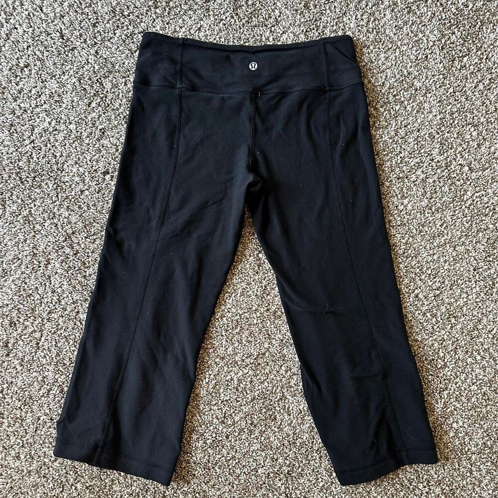 Lululemon Women's Black and Blue Leggings